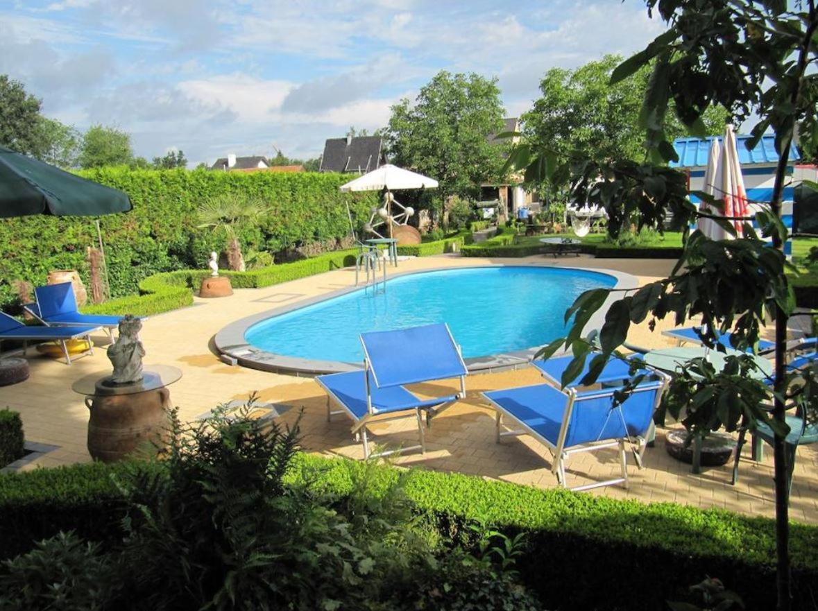 B&B Casa Roman & Vakantiewoning Voor 1 Pers Tot Max 32 Personen Zonhoven Buitenkant foto