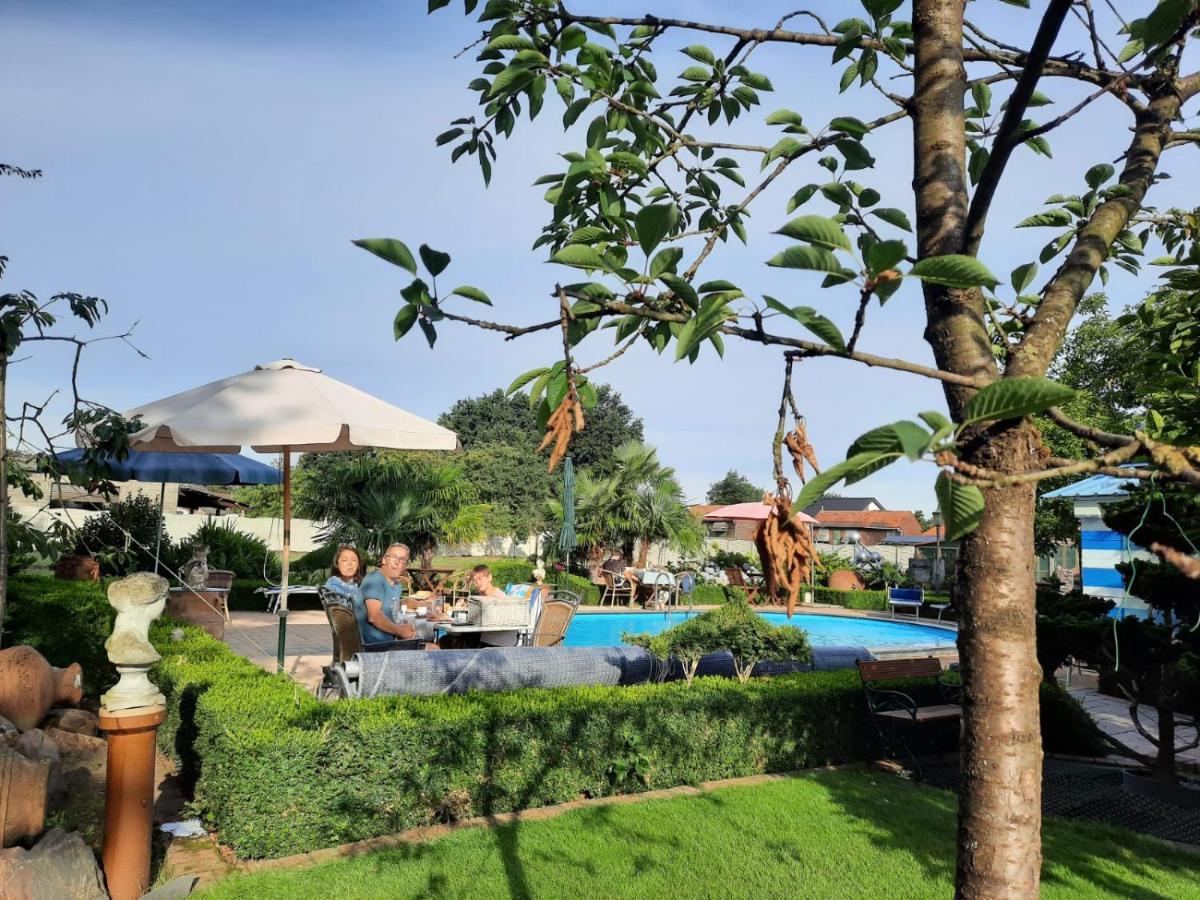 B&B Casa Roman & Vakantiewoning Voor 1 Pers Tot Max 32 Personen Zonhoven Buitenkant foto