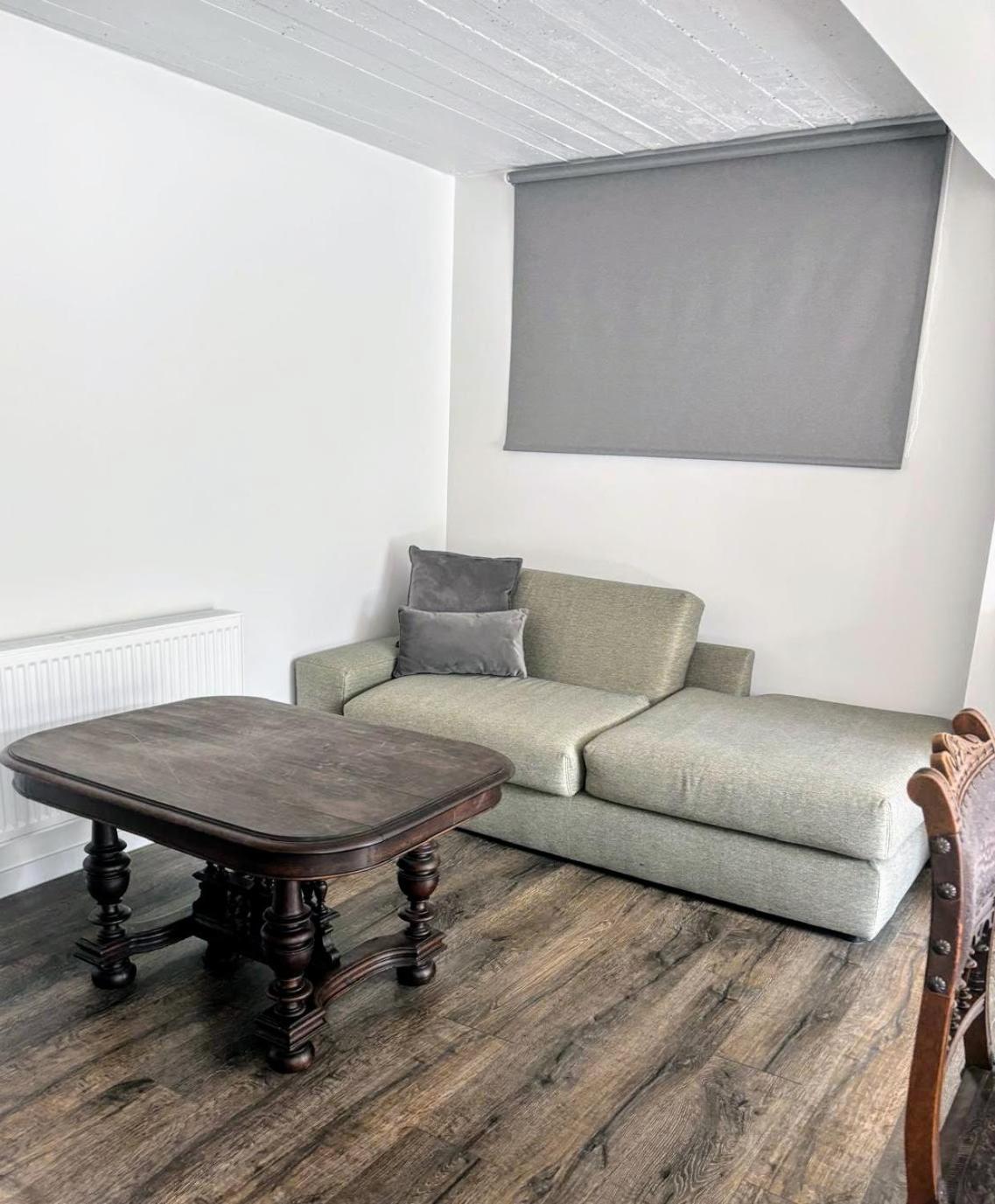 B&B Casa Roman & Vakantiewoning Voor 1 Pers Tot Max 32 Personen Zonhoven Buitenkant foto
