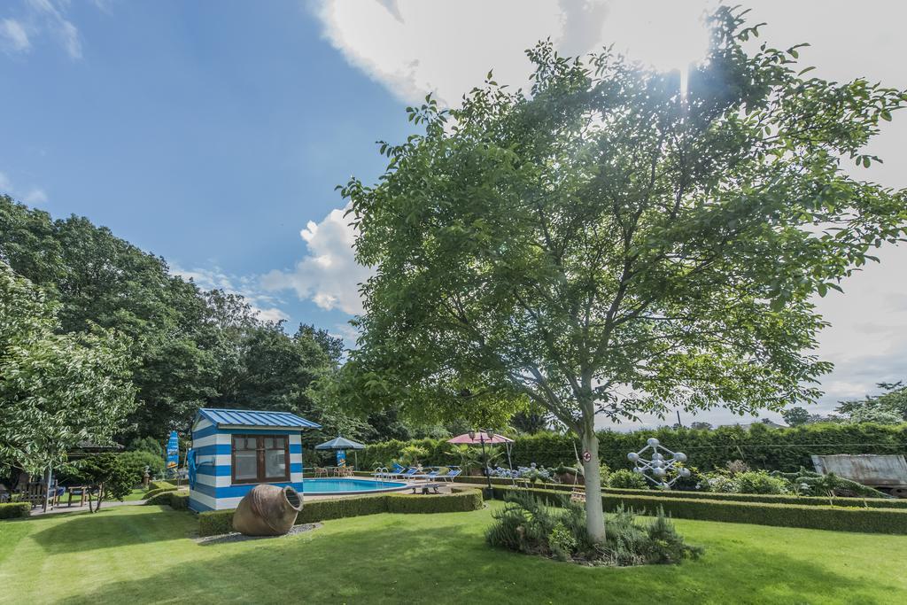 B&B Casa Roman & Vakantiewoning Voor 1 Pers Tot Max 32 Personen Zonhoven Buitenkant foto