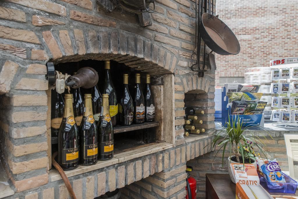 B&B Casa Roman & Vakantiewoning Voor 1 Pers Tot Max 32 Personen Zonhoven Buitenkant foto